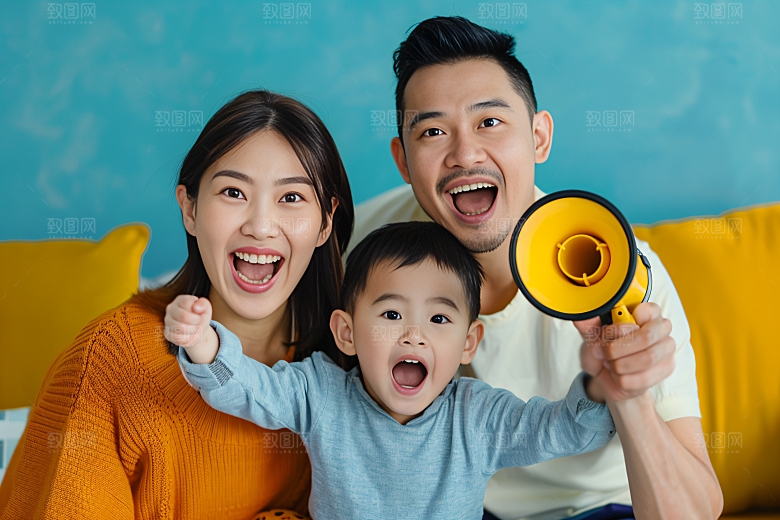 幸福一家人三口之家家庭摄影图