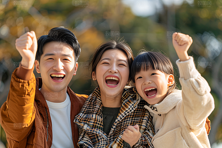 幸福一家人出游亲子摄影图