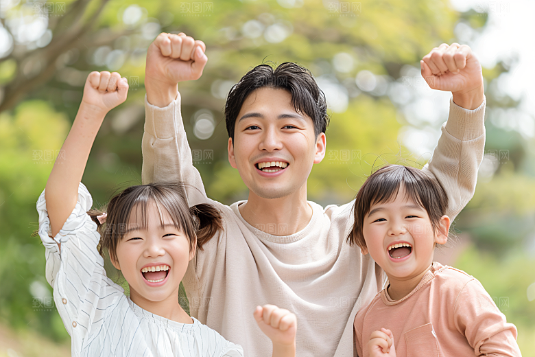 幸福一家人肖像高清摄影图