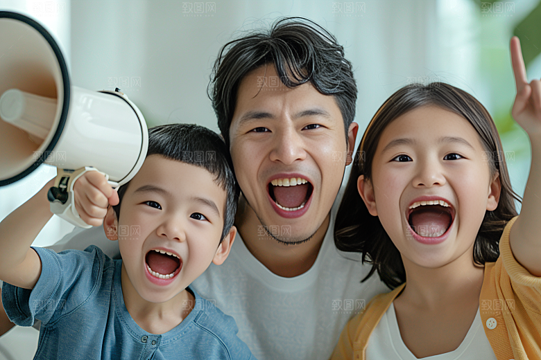 幸福一家人三口之家高清摄影图