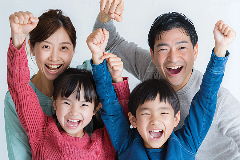 幸福一家人相聚家庭摄影图