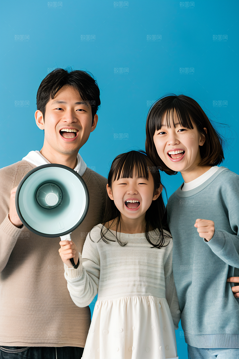 幸福一家人相聚出行摄影图