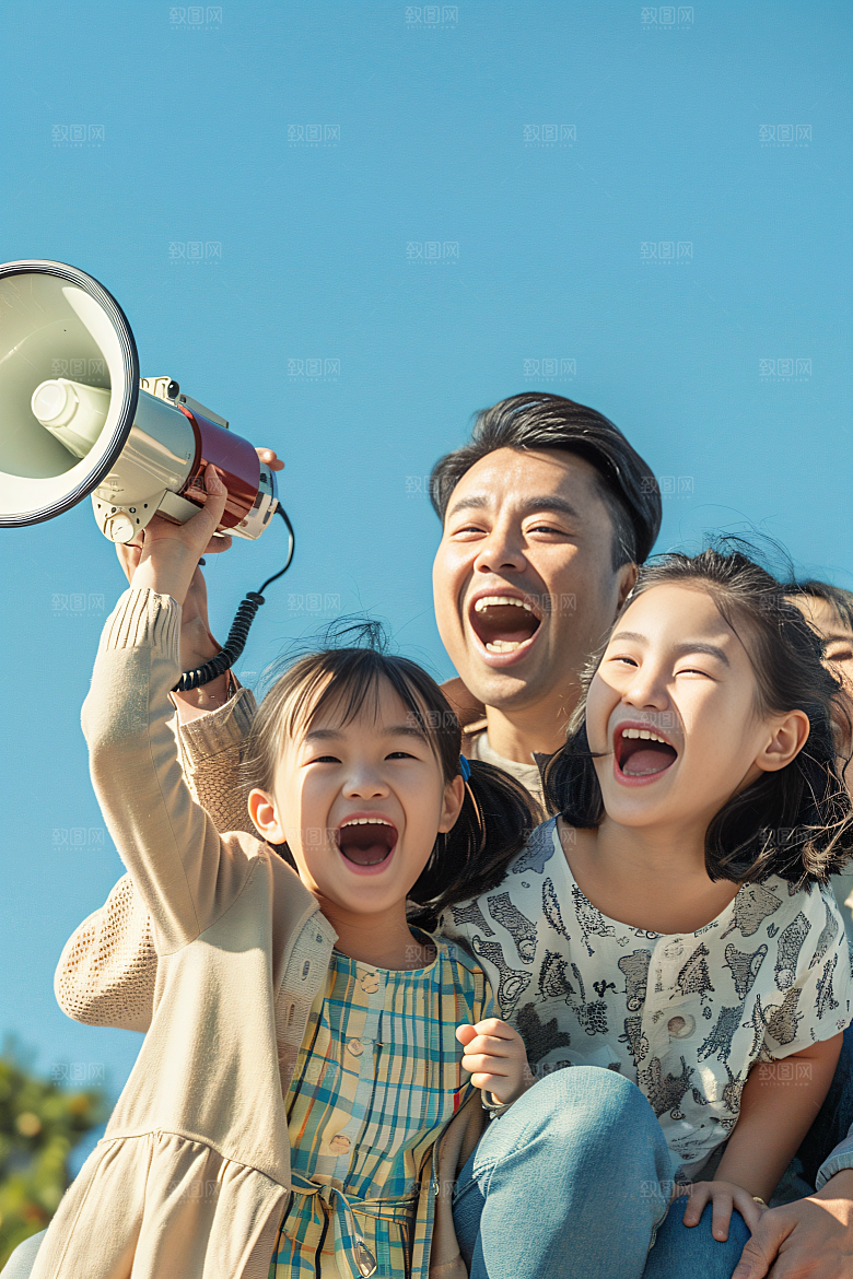 幸福一家人三口之家高清摄影图
