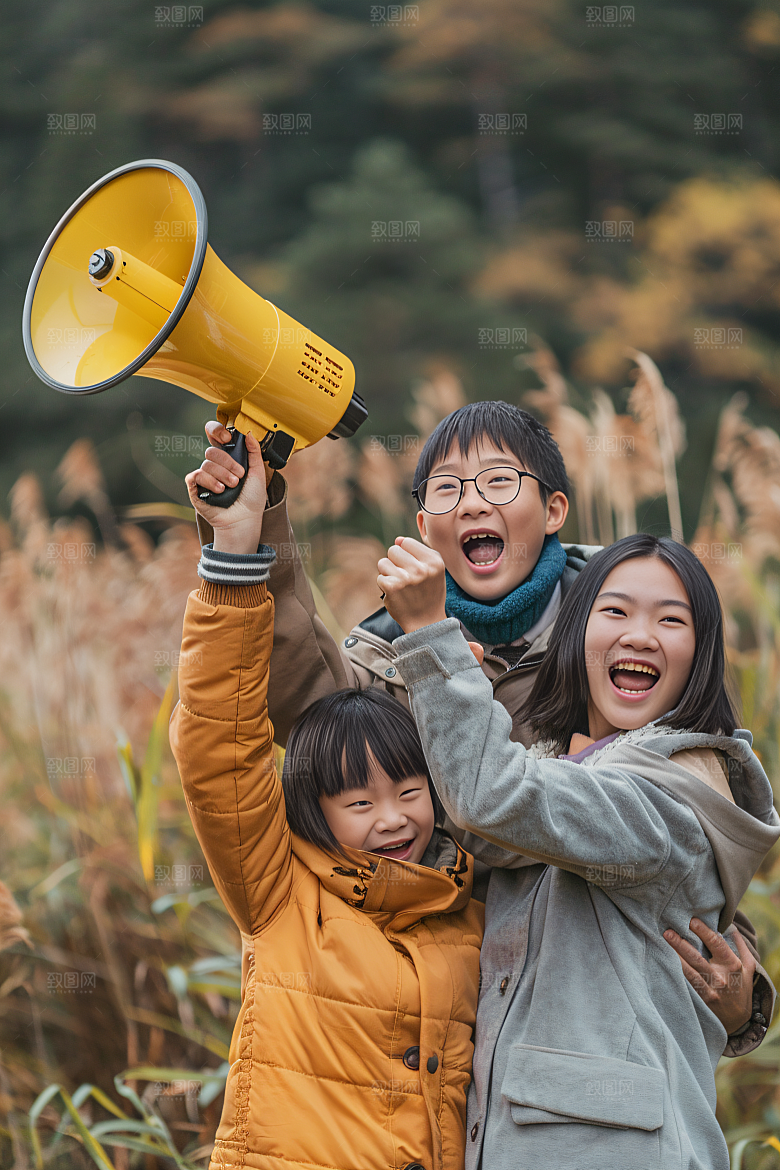 幸福一家人三口之家出行摄影图