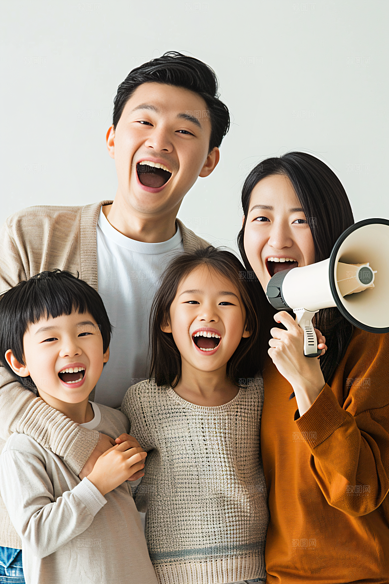 幸福一家人人物出游摄影图