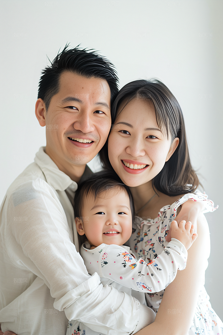 幸福一家人三口之家开心摄影图