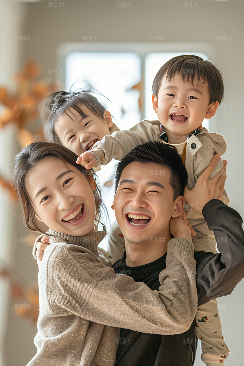 幸福一家人出行三口之家摄影图