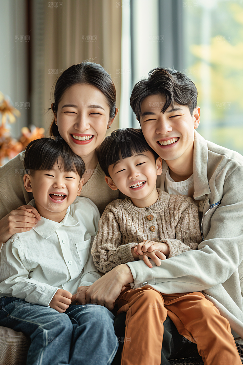 幸福一家人相聚家庭摄影图