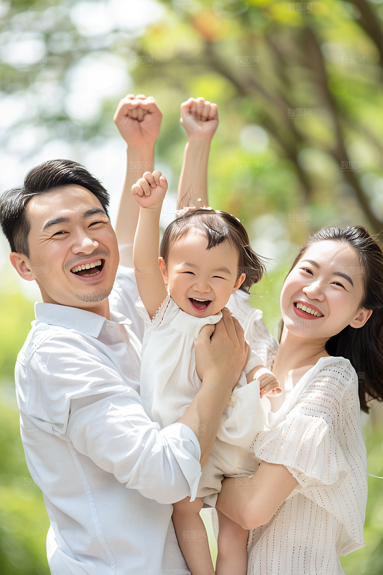 幸福一家人人物肖像摄影图