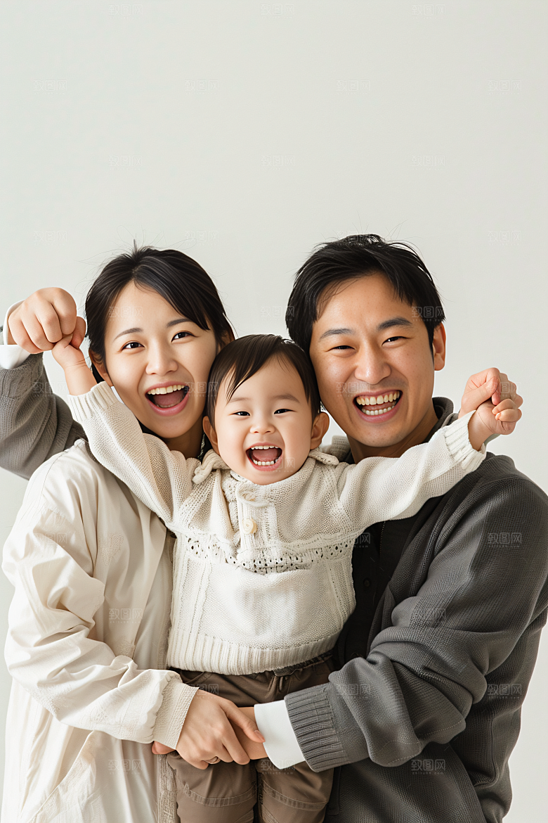 幸福一家人欢乐三口之家摄影图