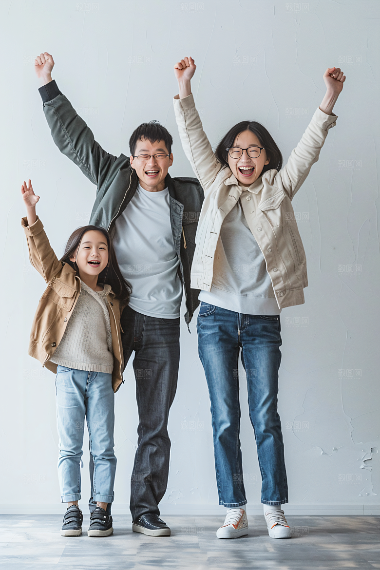 幸福一家人相聚亲子摄影图