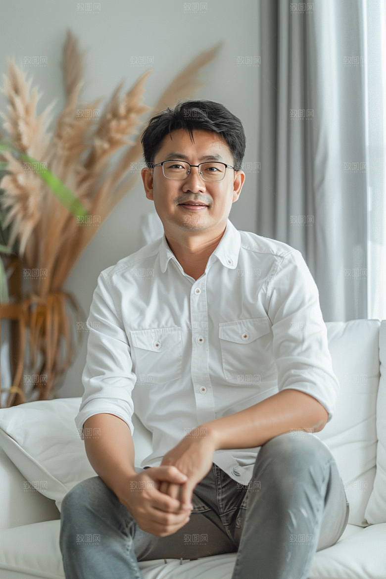 家庭人物温馨合家欢摄影图