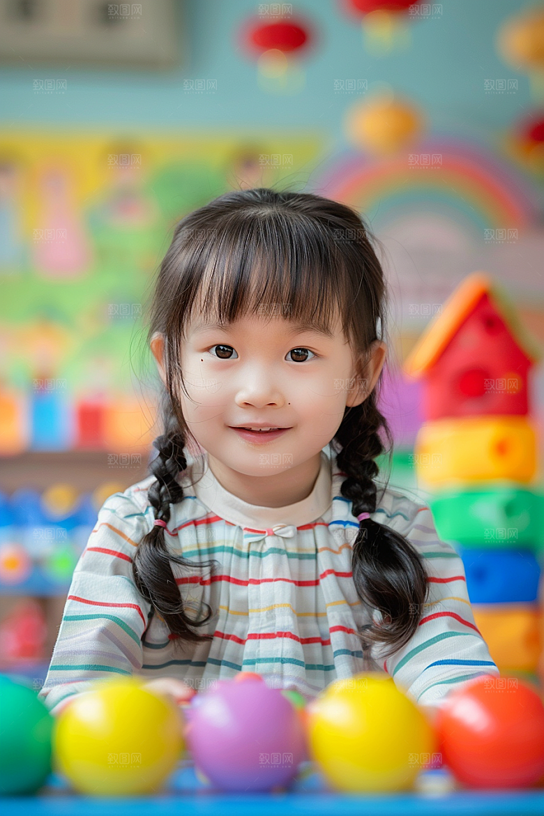 幼儿园里的小朋友学前班可爱摄影图