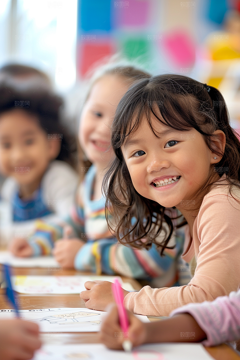 幼儿园里的小朋友学前班学生摄影图
