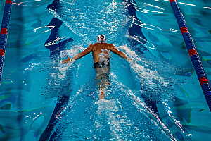 游泳比赛体育竞技摄影图