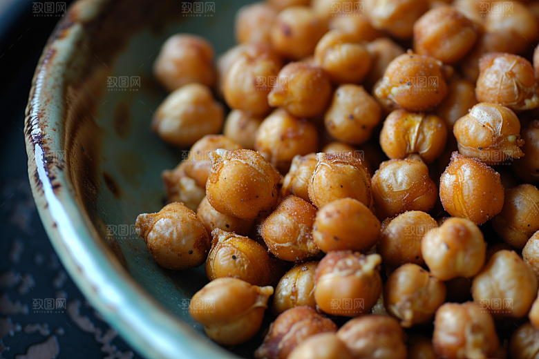 油炸黄金豆零食油炸食品摄影图