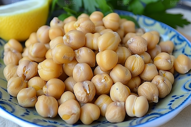 油炸黄金豆素材膨化食品摄影图