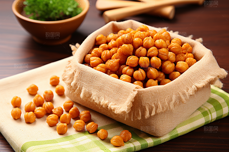 油炸黄金豆油炸食品美食摄影图