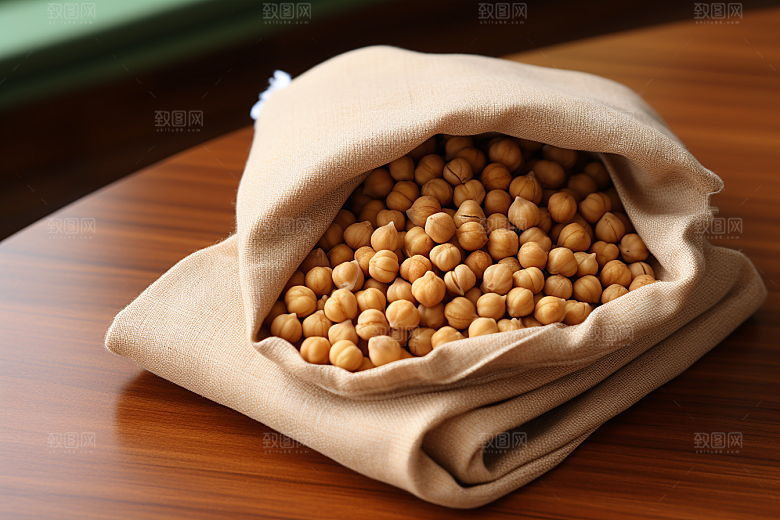 油炸黄金豆美味膨化食品摄影图