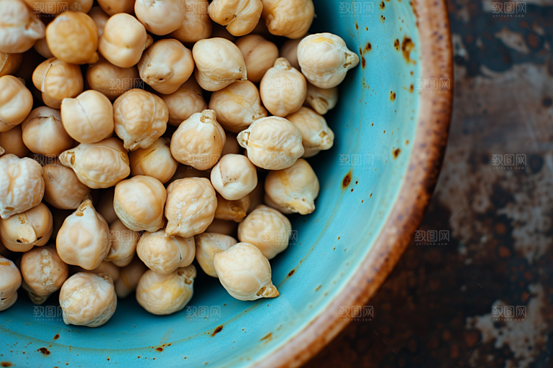 油炸黄金豆美食美味摄影图