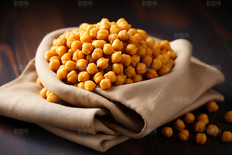 油炸黄金豆地方特色美味摄影图