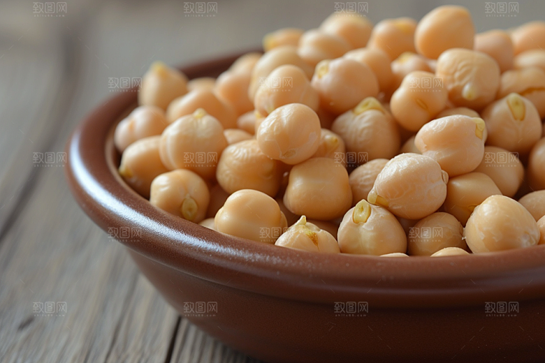 油炸黄金豆膨化食品美食摄影图