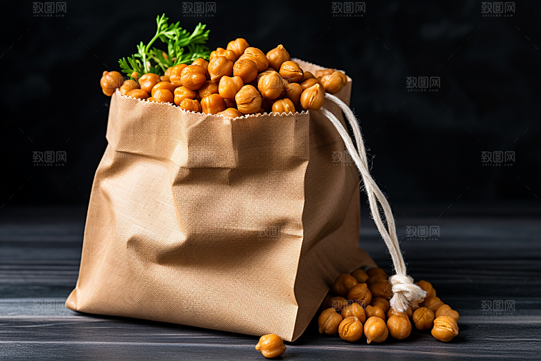 油炸黄金豆美味零食摄影图