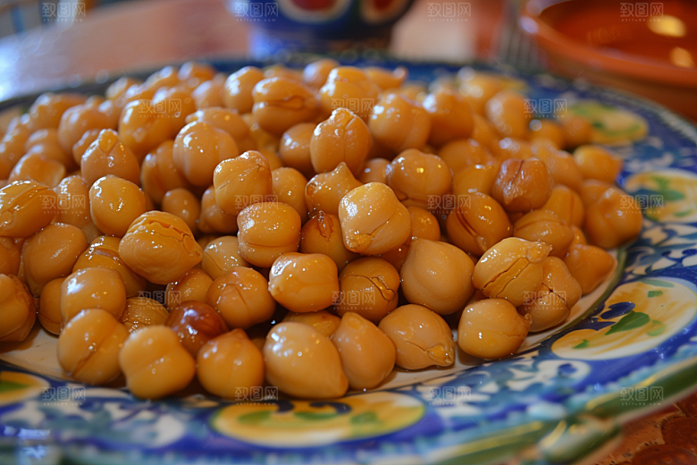 油炸黄金豆小吃美食摄影图