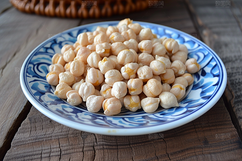 油炸黄金豆零食小吃摄影图
