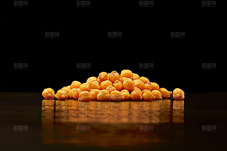 油炸黄金豆高清小吃摄影图