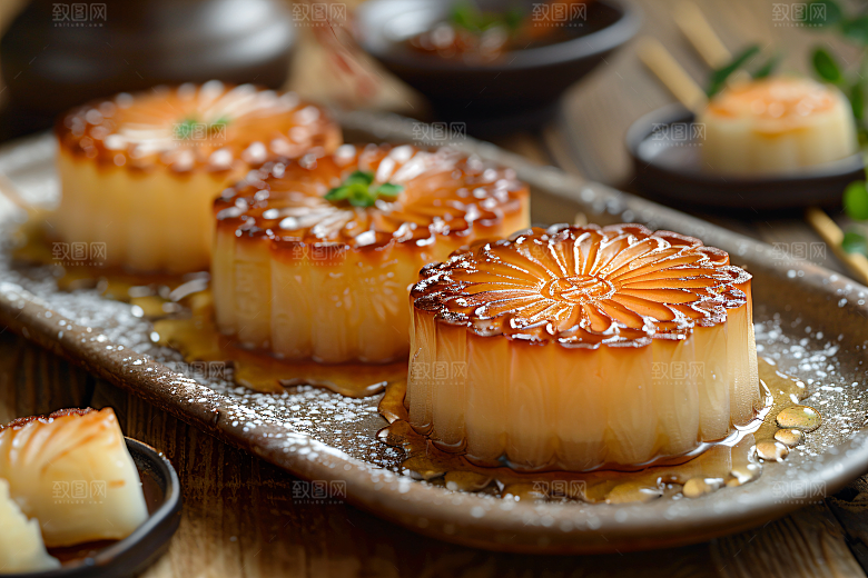 中秋月饼莲蓉月饼美味摄影图