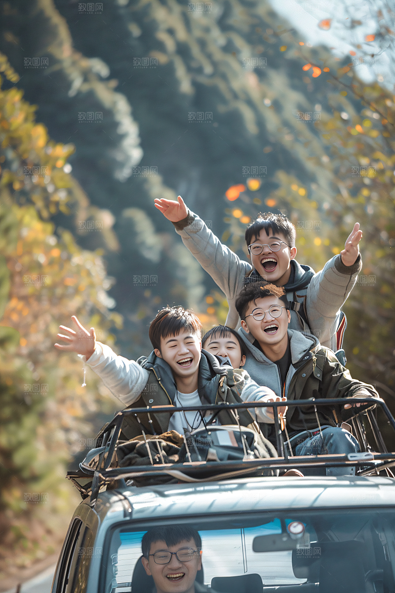 汽车自驾游轻松小长假摄影图