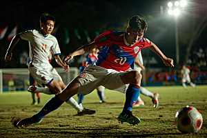 踢足球的人运动健身摄影图